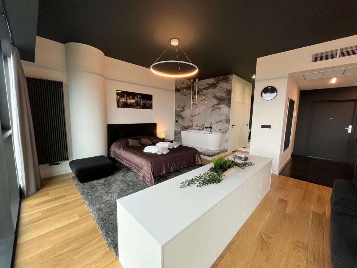 Hanza Tower - Luxurious Apartment 60M2 - 15Th Floor City View Szczecin Eksteriør bilde