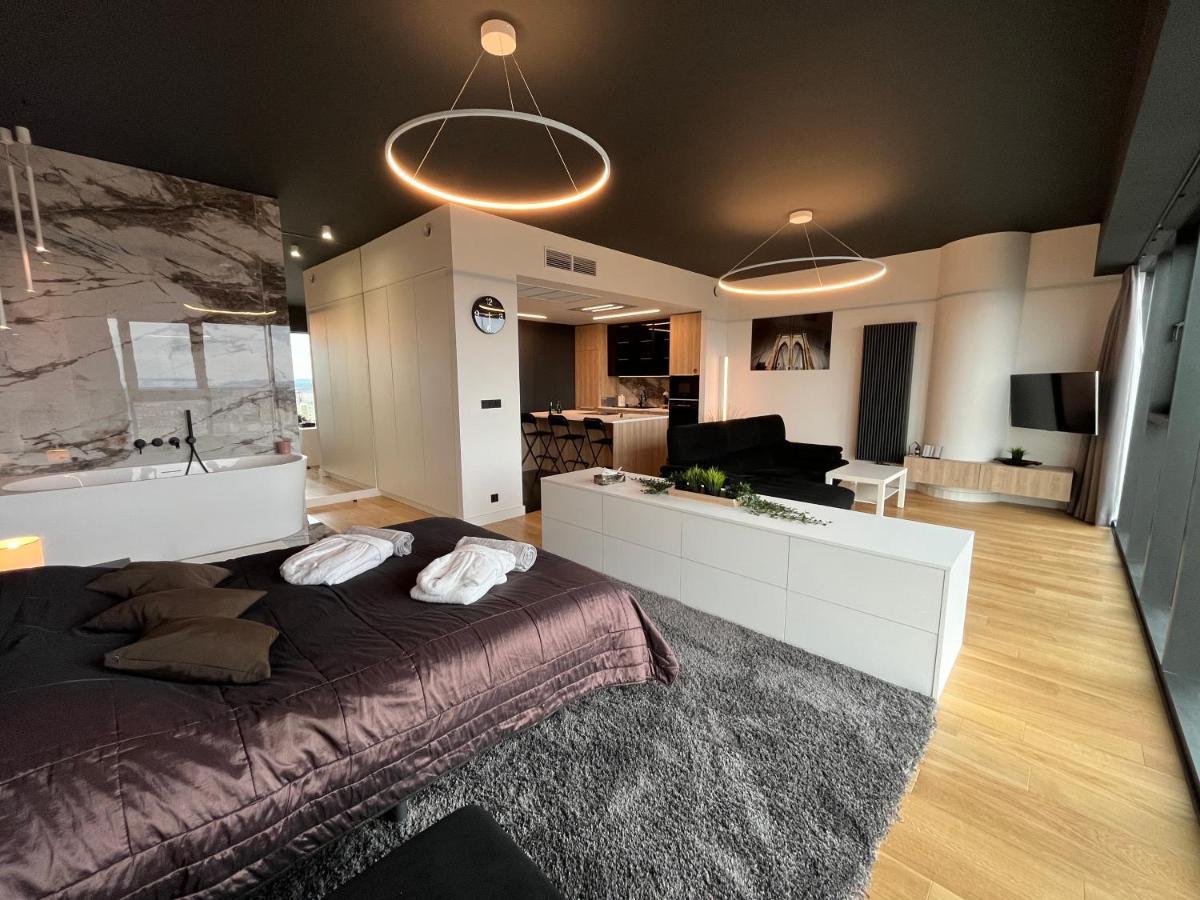 Hanza Tower - Luxurious Apartment 60M2 - 15Th Floor City View Szczecin Eksteriør bilde